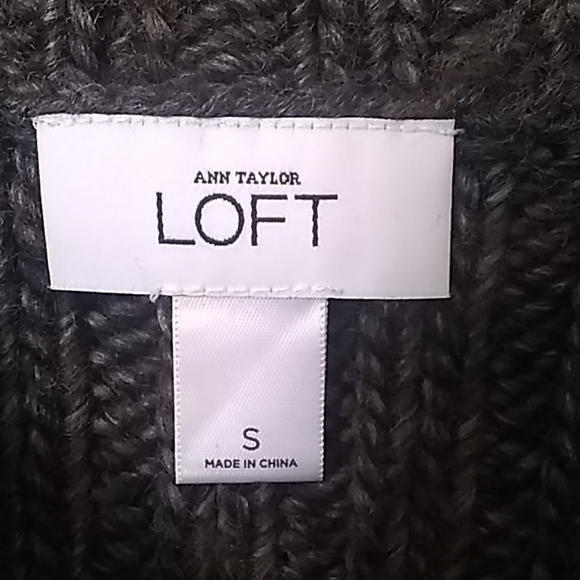 Sweater - Picture 2 of 4